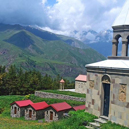 Отель Гостевой дом Кристалл Казбеги Экстерьер фото