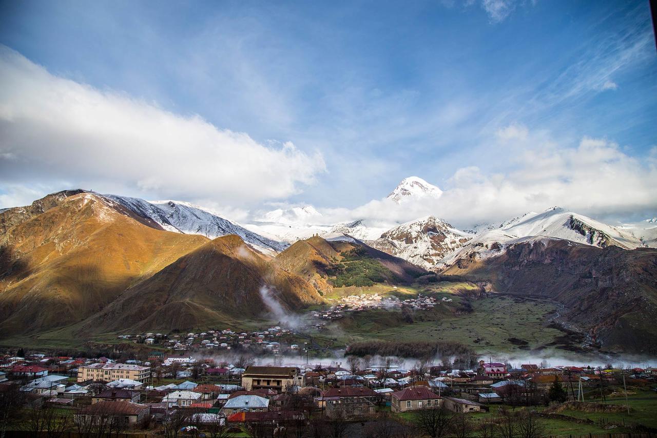 Отель Гостевой дом Кристалл Казбеги Экстерьер фото